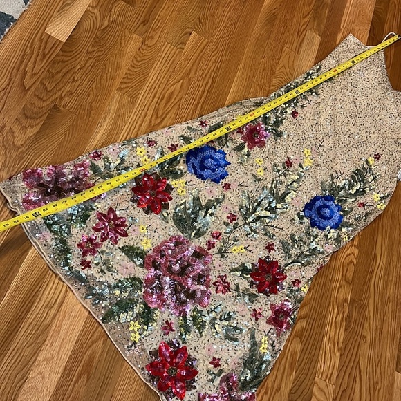 Mac Duggal Floral Embellished Spaghetti Strap Gown Size 12 NWT - Picture 10 of 17